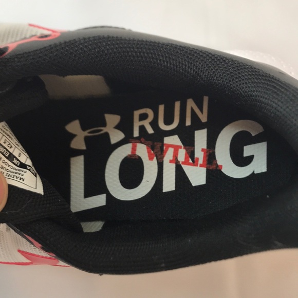 Men’s Undere Armour Running Shoes - Picture 4 of 6